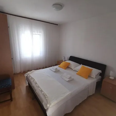 Apartment Ana